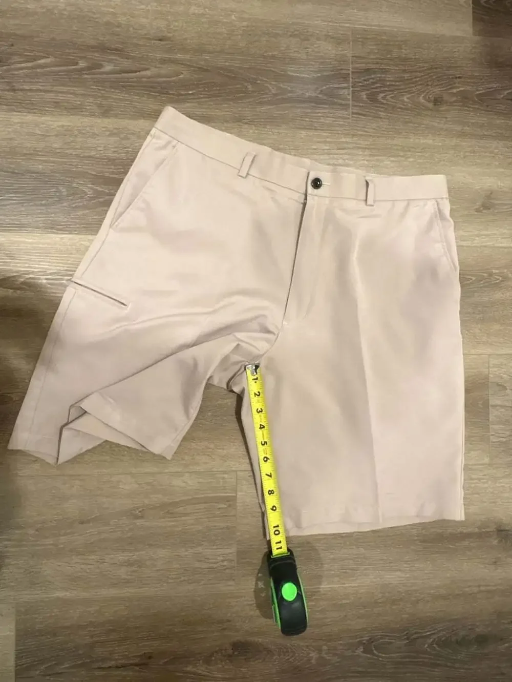 SLAM Men's Performance Golf Tech Shorts in tan